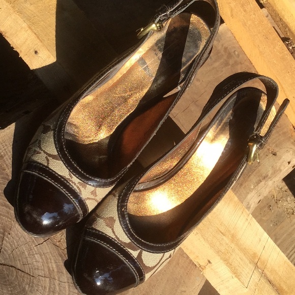 Coach Shoes - 🎀2 for $20🎀Coach Cecilia buckle Italy heels pumps office date brunch shoes